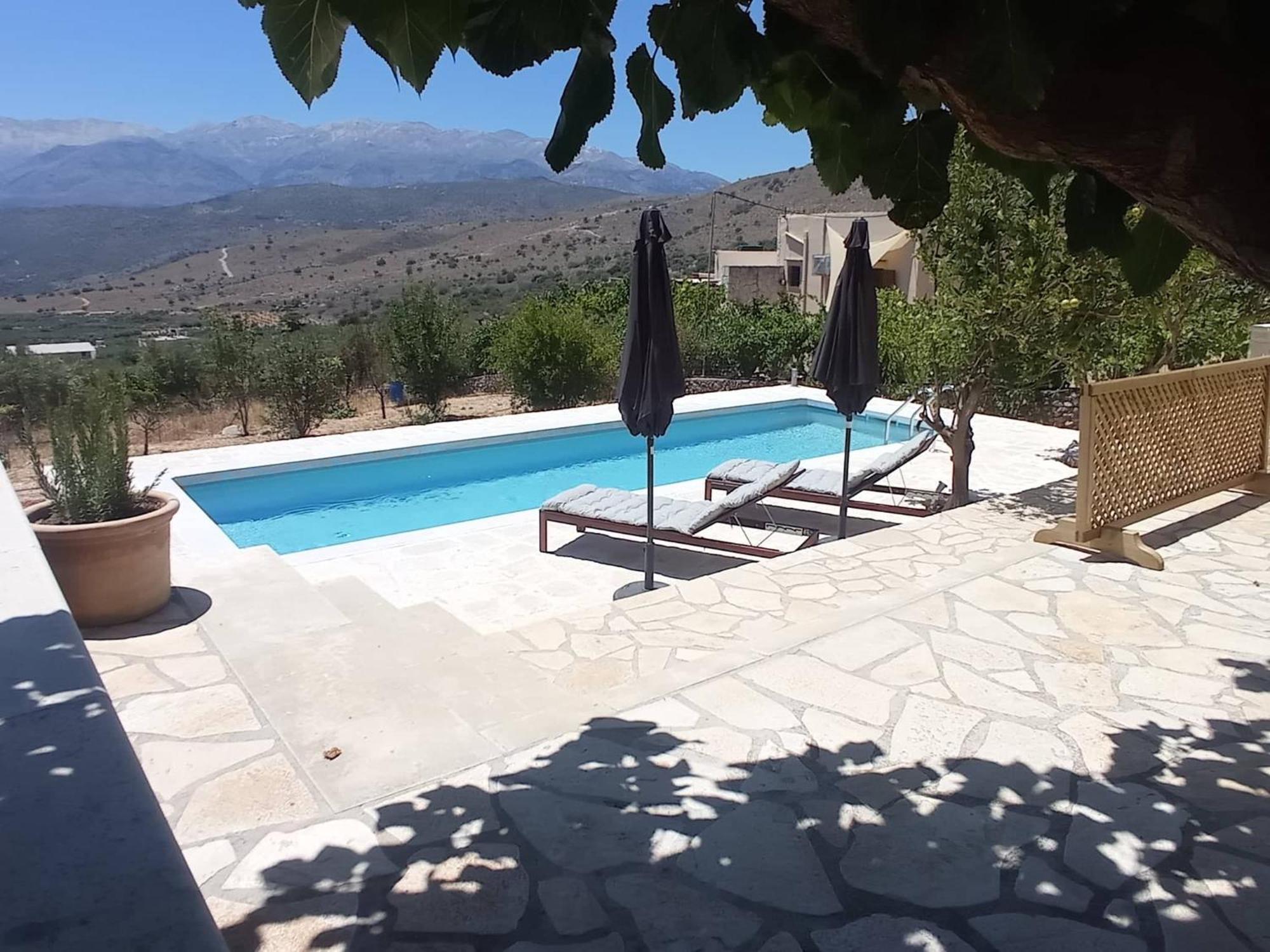 Palace Mountain View Megala Chorafia Exterior photo